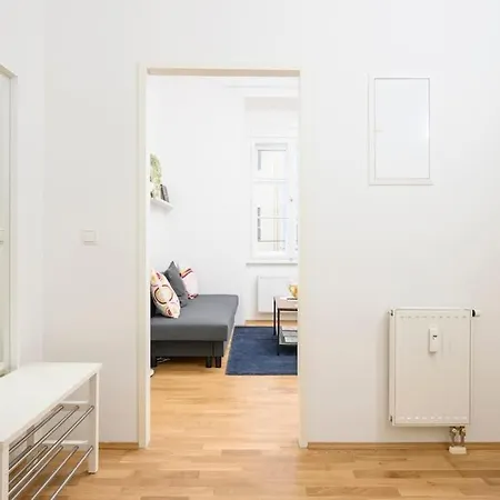 Daire Anna And Friends First Floor *