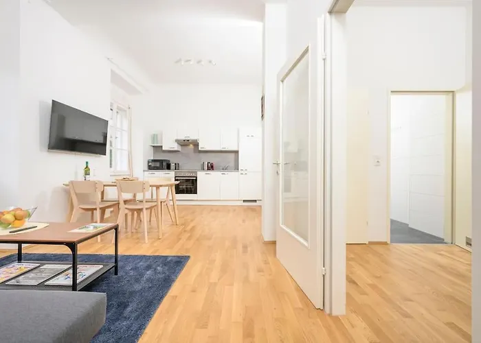 アパート Anna And Friends First Floor グラーツ