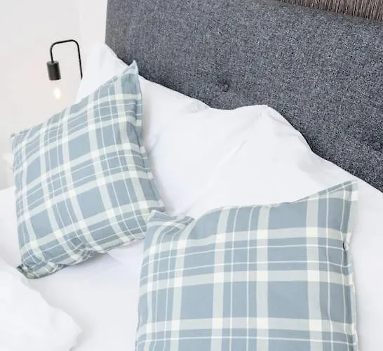 Апартаменти Anna And Friends First Floor Грац